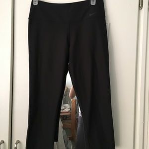 cropped nike leggings